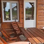 Apartment Romantikus Erdei Kunyho Jakuzzival Heviz Koezeleben Rezi