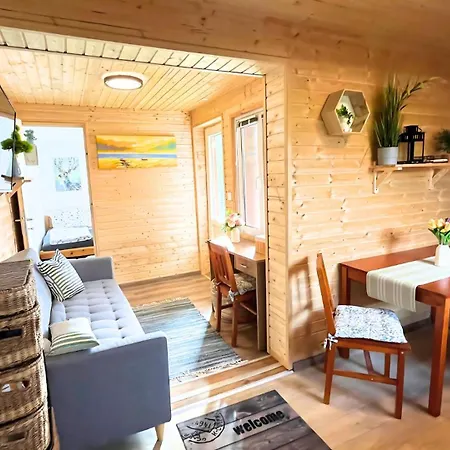 Apartmán Romantikus Erdei Kunyho Jakuzzival Heviz Koezeleben Rezi