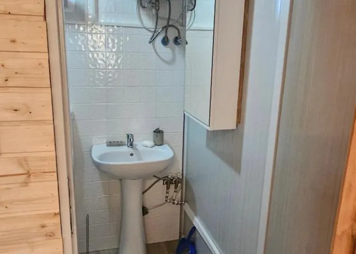 Romantikus Erdei Kunyho Jakuzzival Heviz Koezeleben * Rezi