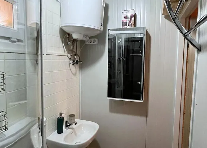 Romantikus Erdei Kunyho Jakuzzival Heviz Koezeleben * Rezi